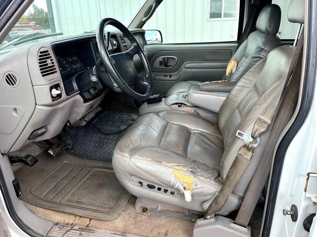 used 1997 GMC Yukon car, priced at $7,900