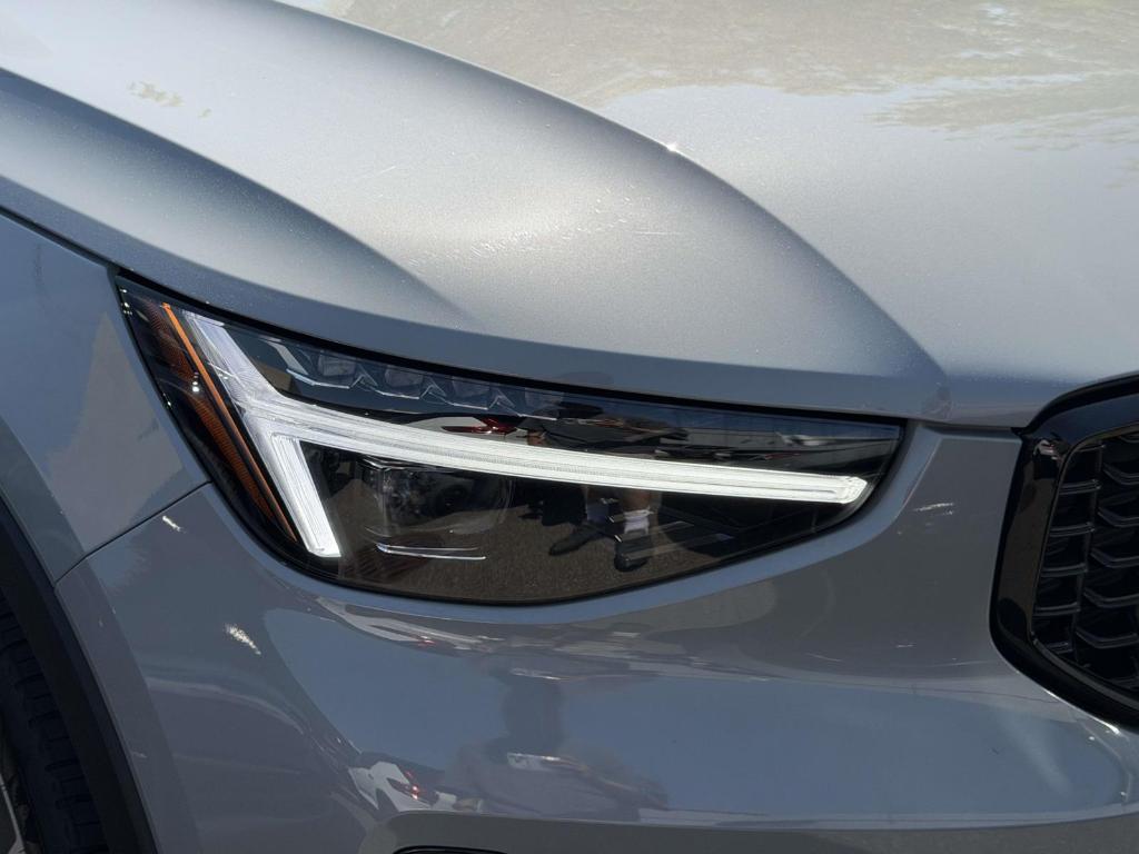 used 2026 Volvo XC40 car, priced at $45,942