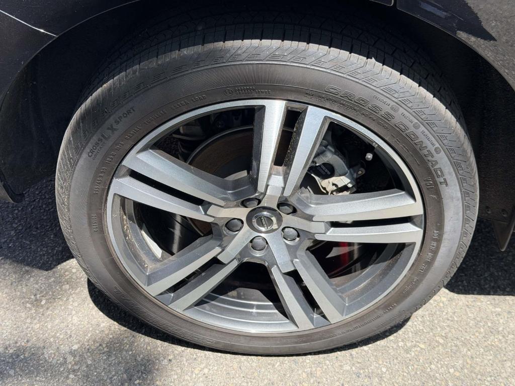 used 2022 Volvo XC60 car, priced at $28,163