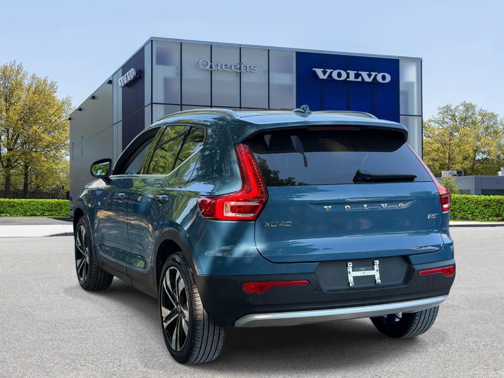 used 2024 Volvo XC40 car, priced at $33,386