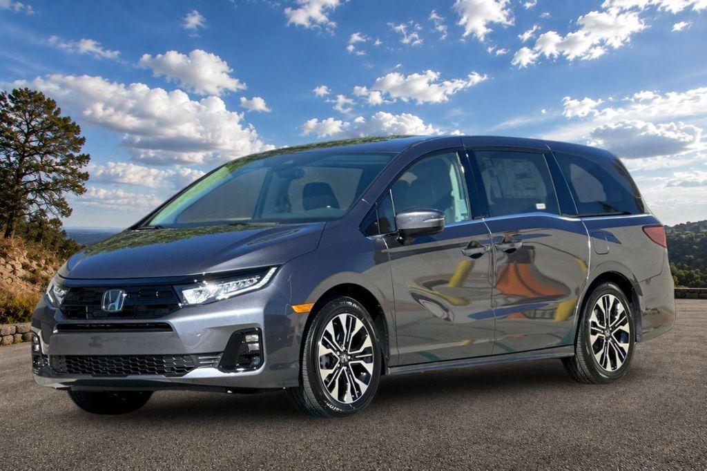 new 2026 Honda Odyssey car, priced at $52,335
