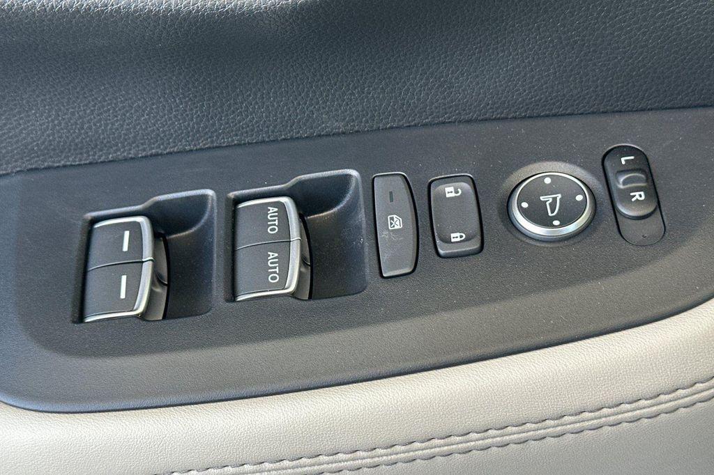 new 2027 Honda HR-V car, priced at $33,855