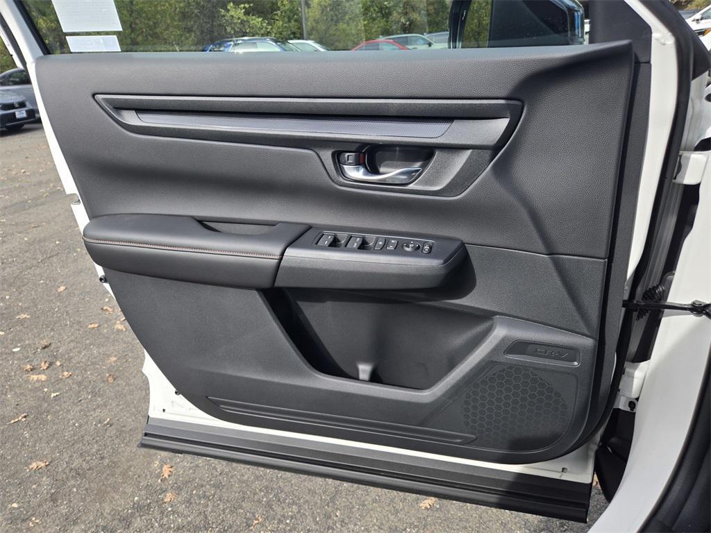 new 2026 Honda CR-V Hybrid car, priced at $39,705