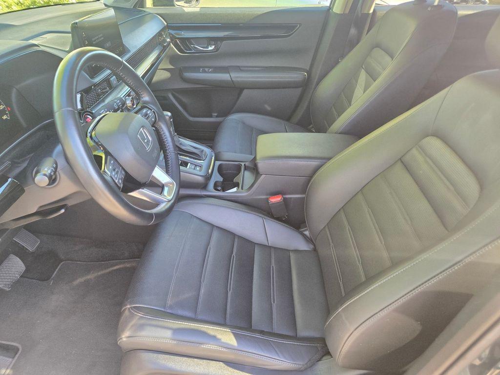 used 2025 Honda CR-V car, priced at $33,998