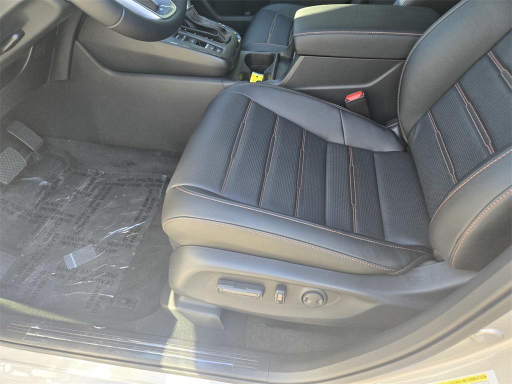 new 2026 Honda CR-V Hybrid car, priced at $39,685