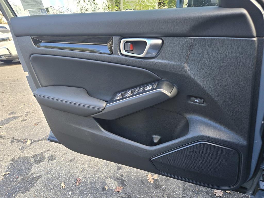 new 2026 Honda Civic Hybrid car, priced at $33,045