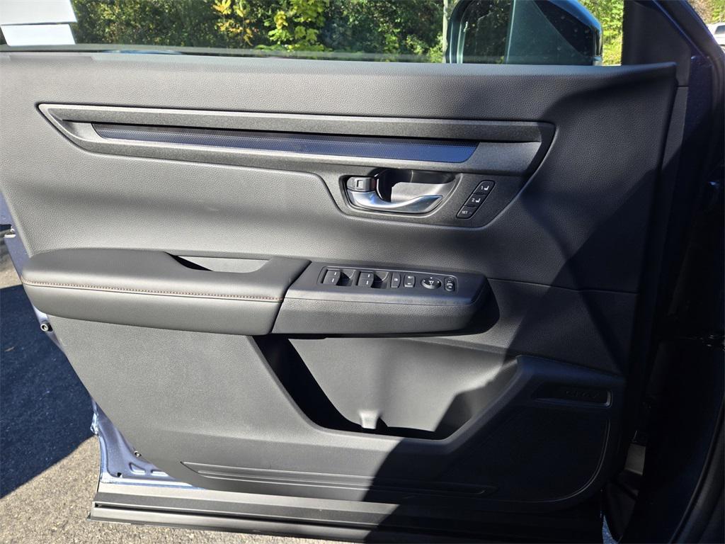 new 2026 Honda CR-V Hybrid car, priced at $40,175