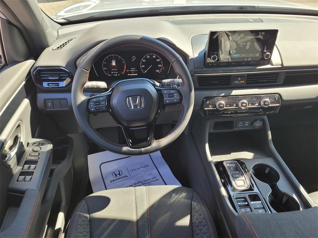 new 2025 Honda Pilot car, priced at $43,250