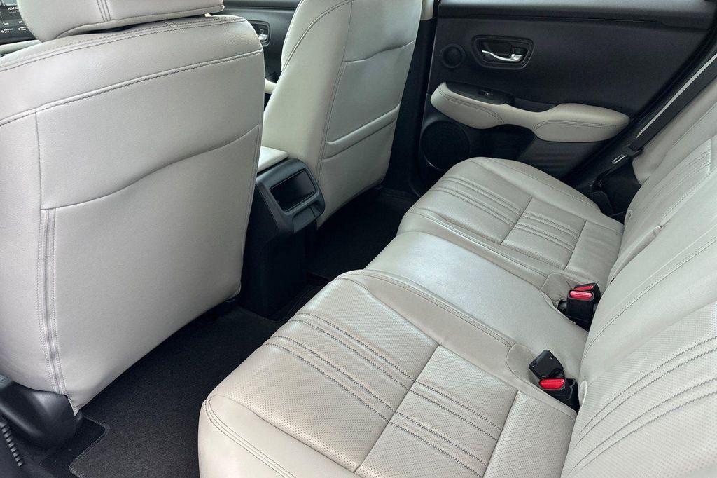 new 2027 Honda HR-V car, priced at $33,855