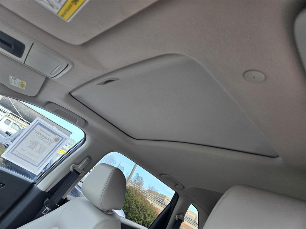 used 2025 Honda CR-V car, priced at $35,777