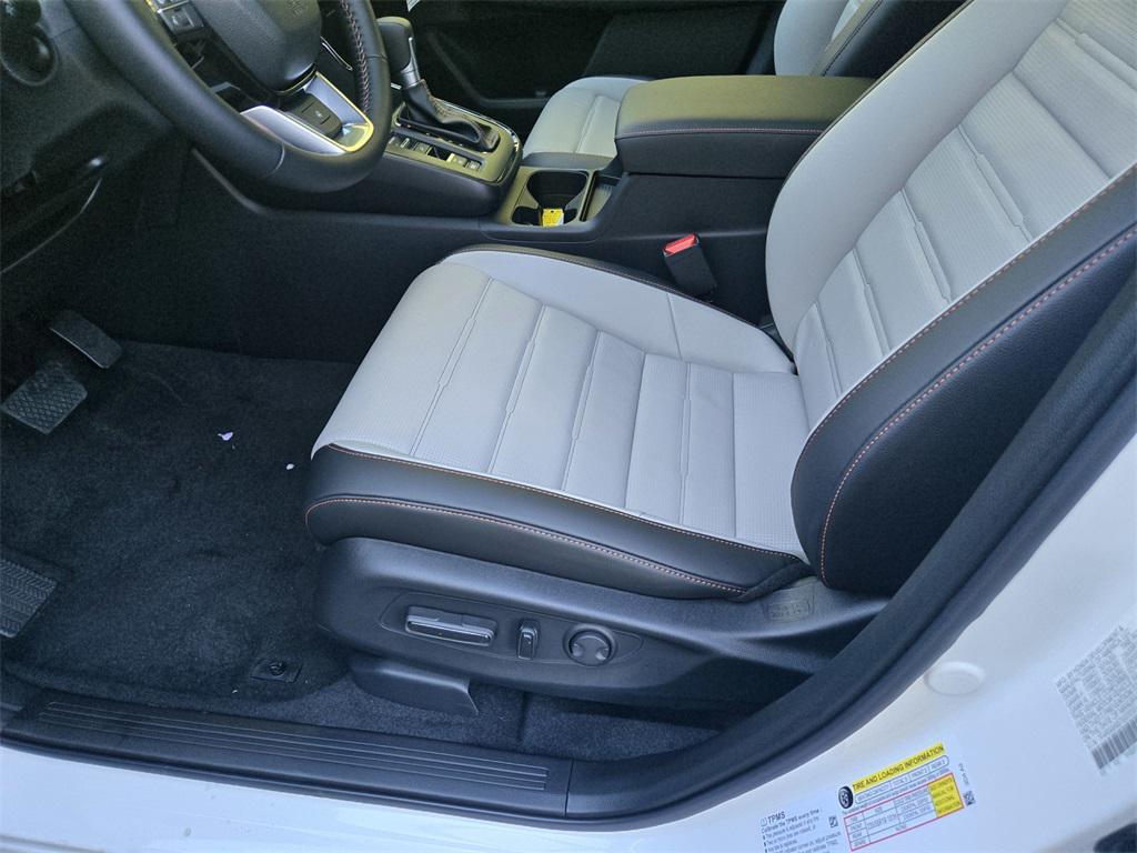 new 2026 Honda CR-V Hybrid car, priced at $42,655