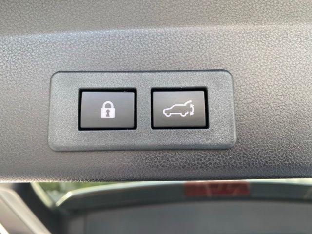 used 2022 Subaru Ascent car, priced at $28,988