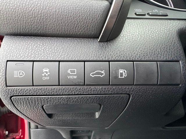 used 2018 Toyota Camry Hybrid car, priced at $17,988