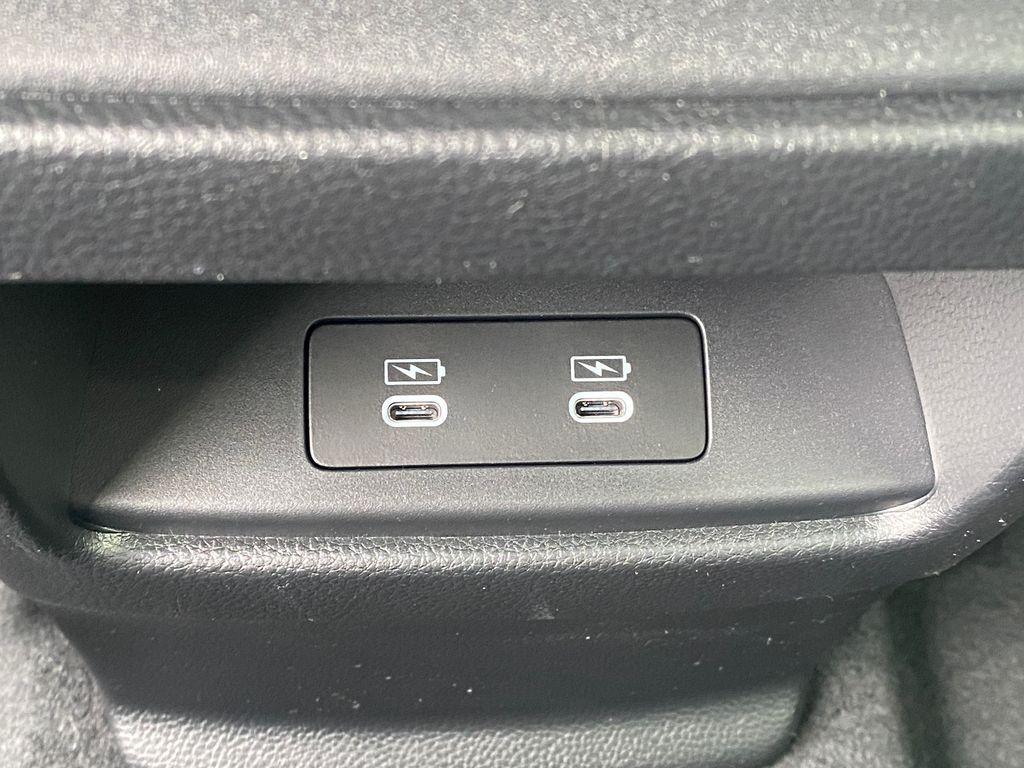 new 2026 Honda CR-V Hybrid car, priced at $40,977
