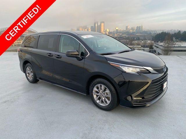 used 2023 Toyota Sienna car, priced at $37,988