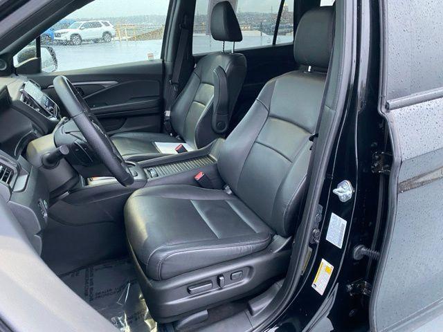 used 2022 Honda Passport car, priced at $30,988