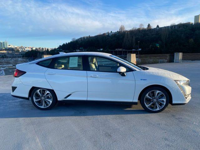 used 2018 Honda Clarity Plug-In Hybrid car, priced at $20,588
