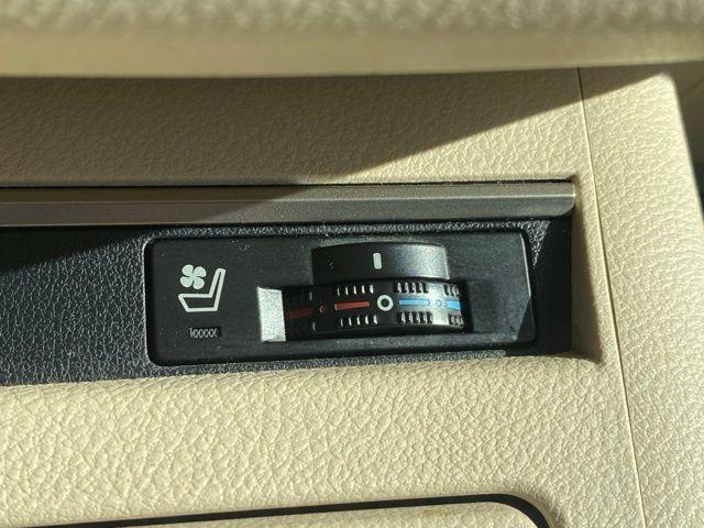 used 2015 Lexus ES 350 car, priced at $13,588