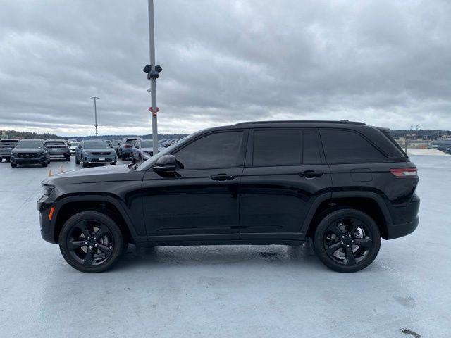 used 2023 Jeep Grand Cherokee car, priced at $29,588