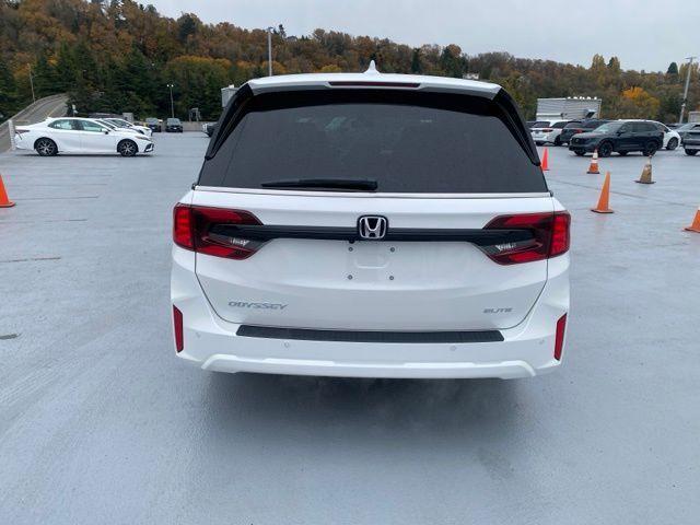 new 2026 Honda Odyssey car, priced at $50,677