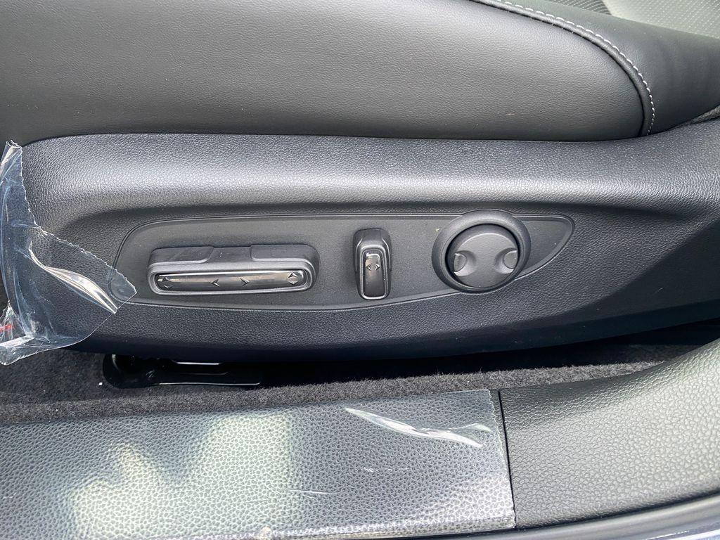 new 2025 Honda Accord Hybrid car, priced at $35,135