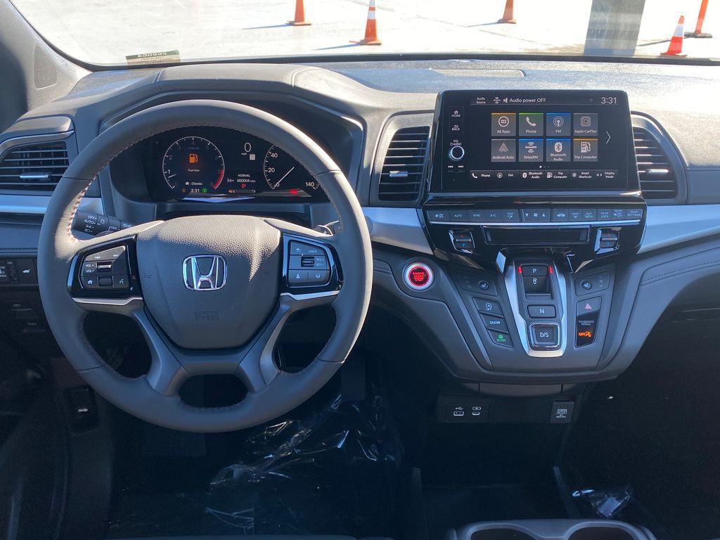 new 2026 Honda Odyssey car, priced at $44,699