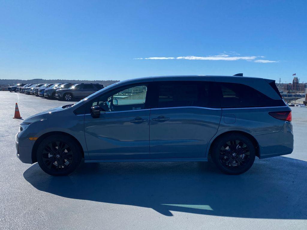 new 2026 Honda Odyssey car, priced at $44,699
