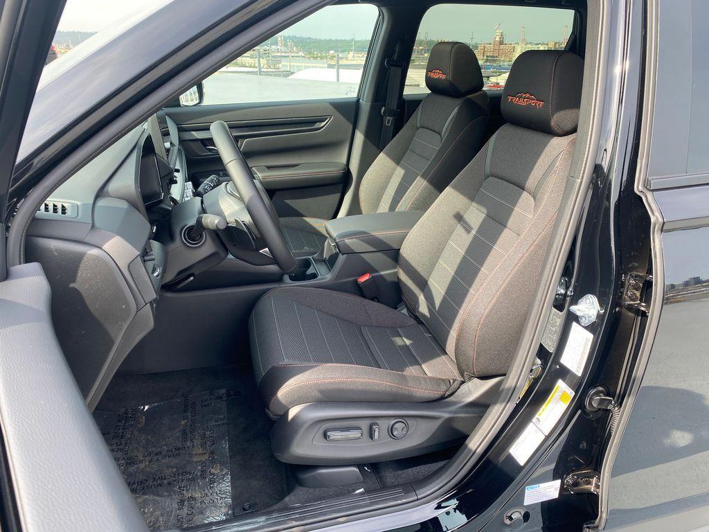 new 2026 Honda CR-V Hybrid car, priced at $38,999