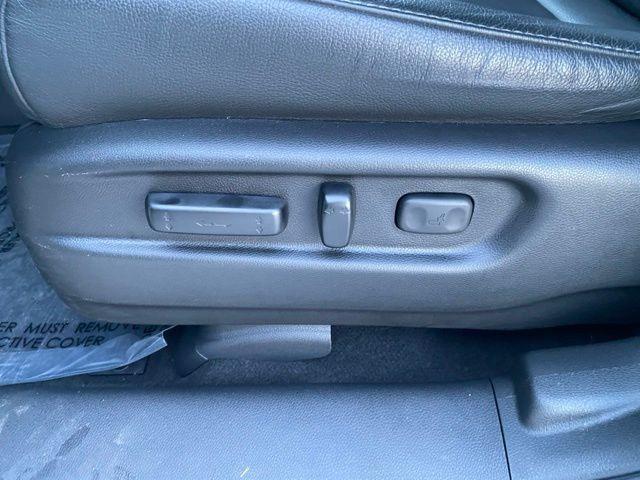 used 2022 Honda Pilot car, priced at $26,588