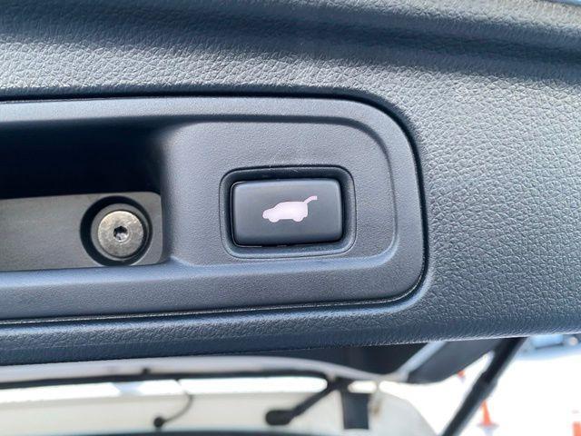 used 2022 Honda Pilot car, priced at $26,588