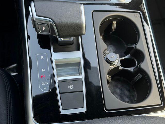 used 2023 Audi Q7 car, priced at $41,988