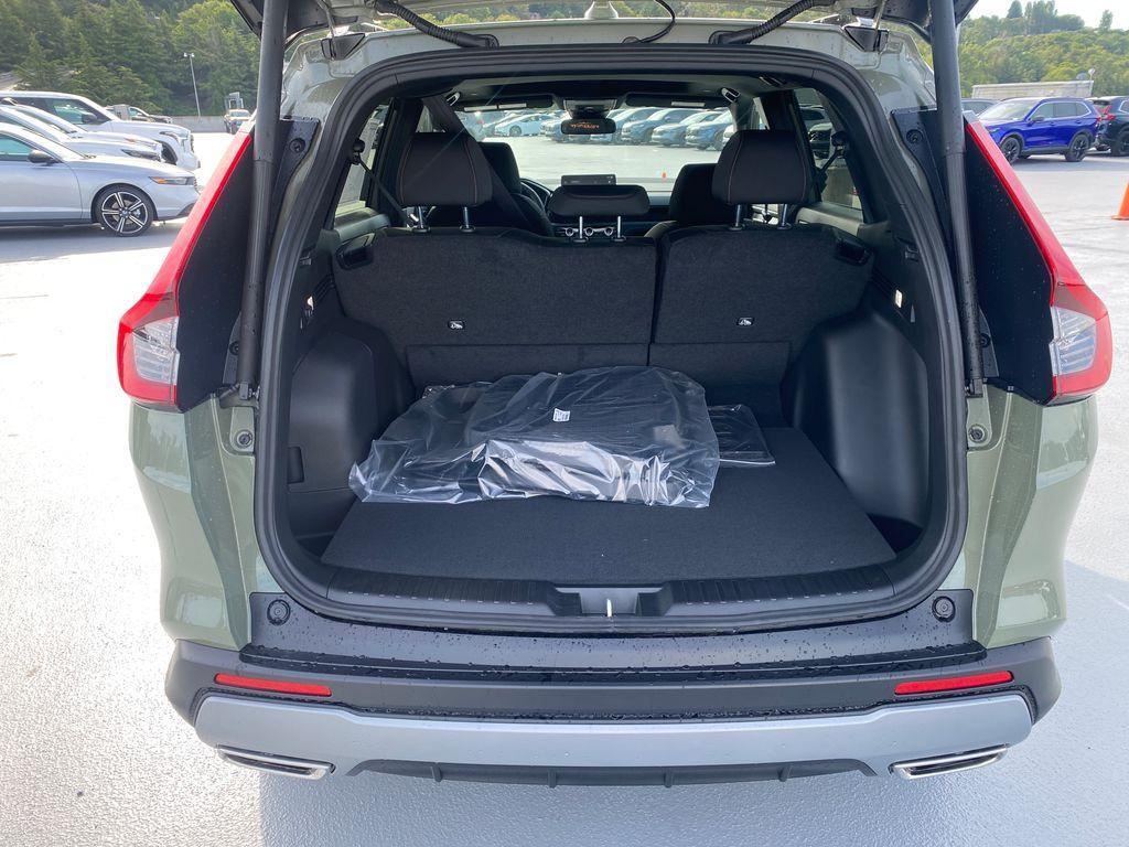 new 2026 Honda CR-V Hybrid car, priced at $39,899