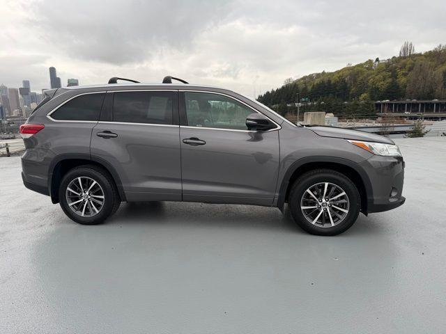 used 2017 Toyota Highlander car, priced at $24,988