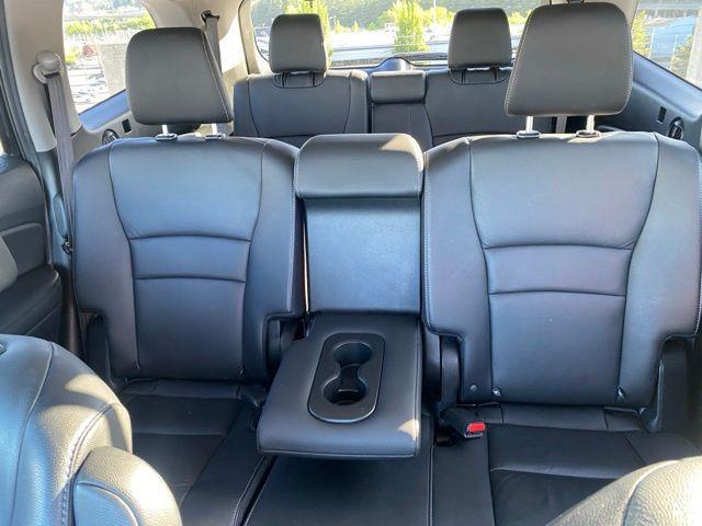 used 2022 Honda Pilot car, priced at $29,988