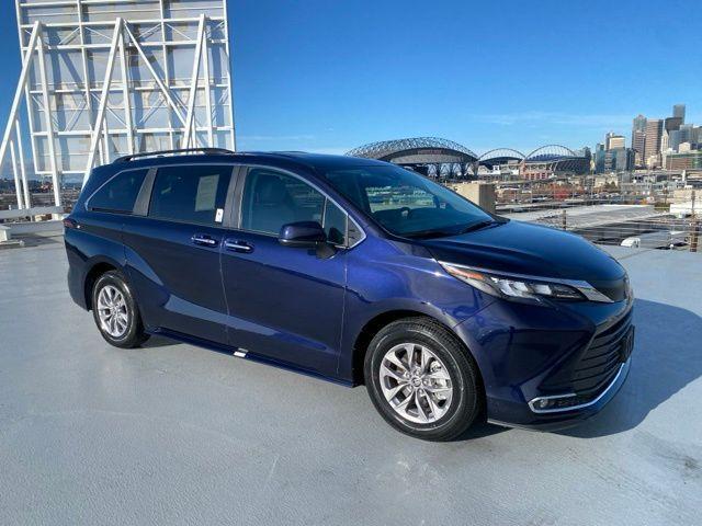 used 2024 Toyota Sienna car, priced at $39,988