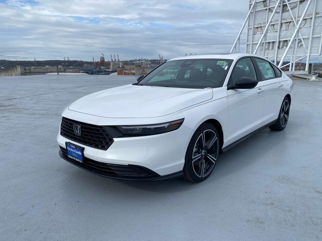 new 2026 Honda Accord Hybrid car, priced at $34,077