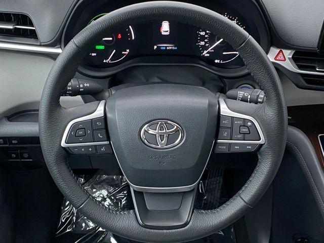 used 2023 Toyota Sienna car, priced at $34,588