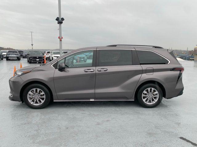 used 2023 Toyota Sienna car, priced at $34,588