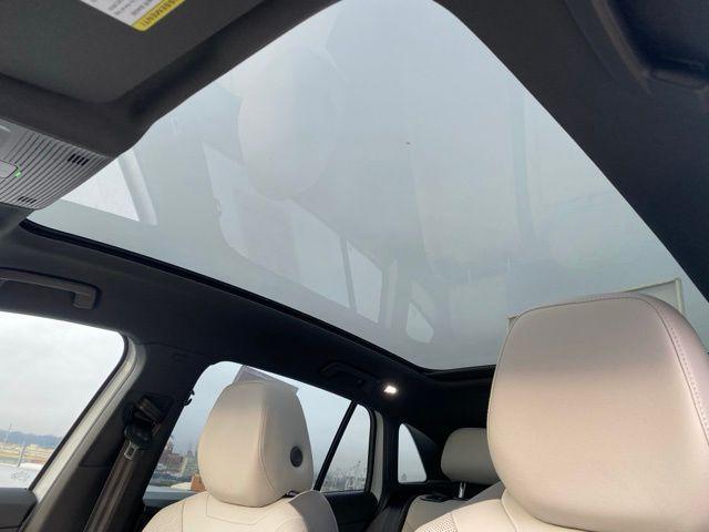 used 2021 Volkswagen ID.4 car, priced at $18,988