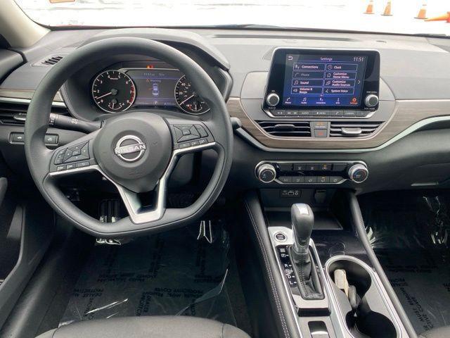 used 2023 Nissan Altima car, priced at $22,188