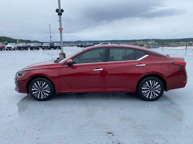 used 2023 Nissan Altima car, priced at $22,188