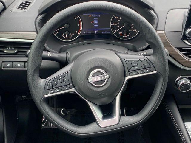 used 2023 Nissan Altima car, priced at $22,188