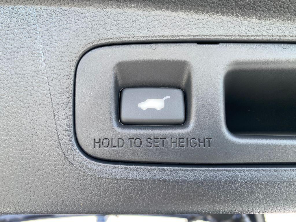 new 2026 Honda CR-V Hybrid car, priced at $42,999