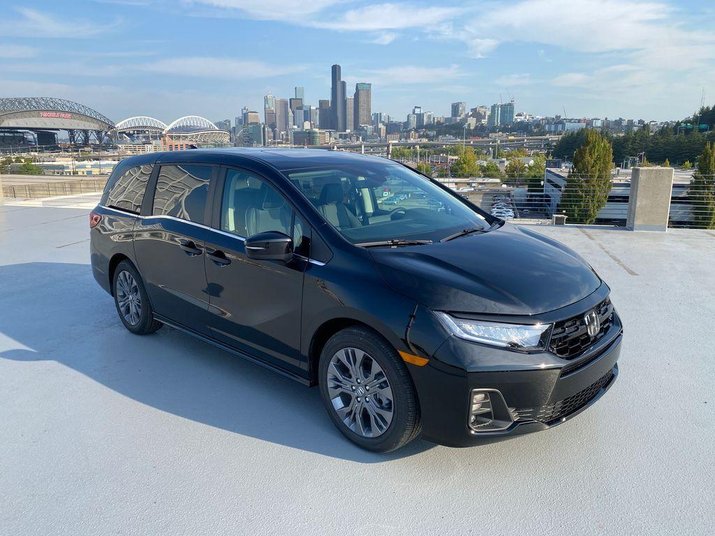 new 2026 Honda Odyssey car, priced at $47,199