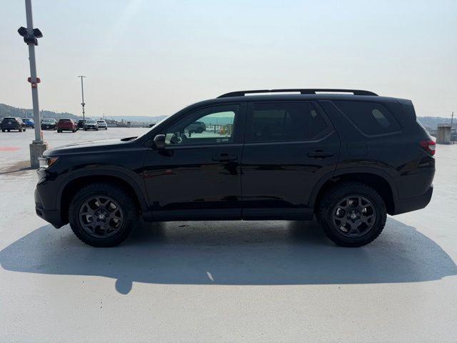 used 2025 Honda Pilot car, priced at $46,588