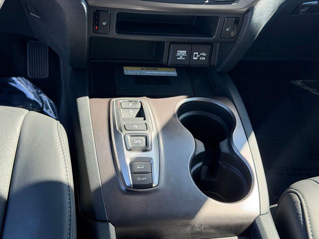 used 2021 Honda Pilot car, priced at $27,488