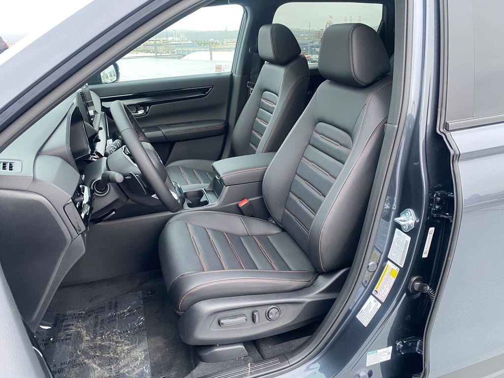 new 2026 Honda CR-V Hybrid car, priced at $43,500