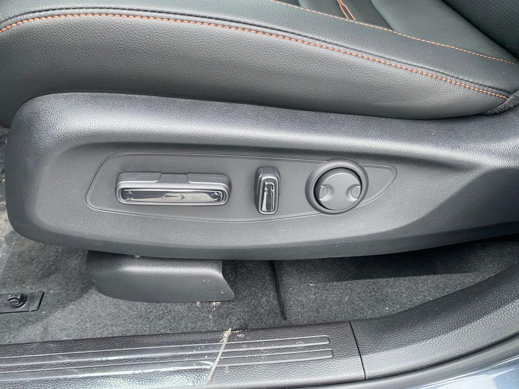 new 2026 Honda CR-V Hybrid car, priced at $43,500