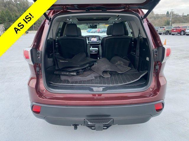 used 2015 Toyota Highlander Hybrid car, priced at $23,988