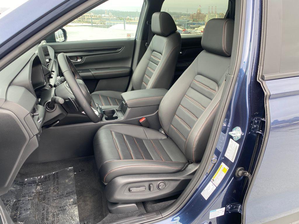new 2026 Honda CR-V Hybrid car, priced at $41,125